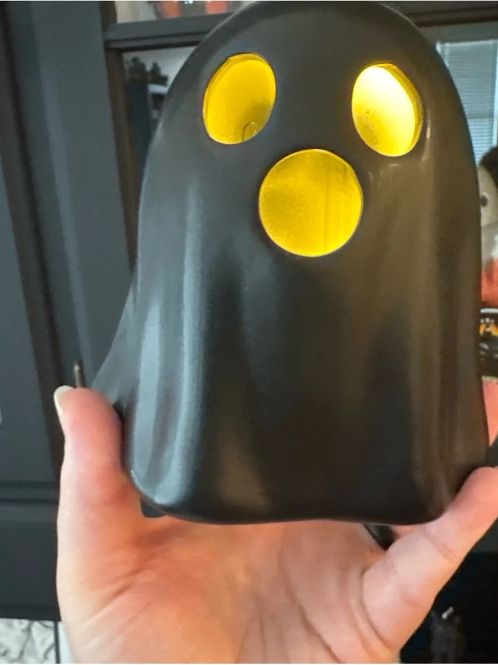 Black Ghost-Style Yellow light up
